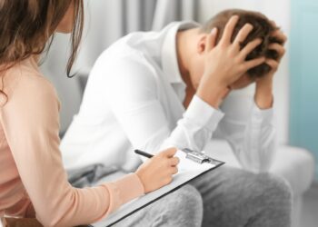 Ansioso por tus finanzas? Prueba estos 6 hacks de psicología, en honor al cumpleaños de Sigmund Freud