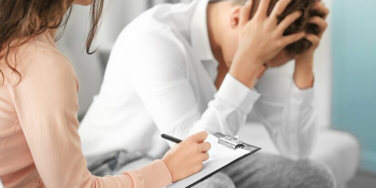 Ansioso por tus finanzas? Prueba estos 6 hacks de psicología, en honor al cumpleaños de Sigmund Freud