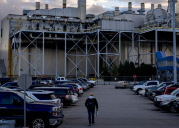 Ford dice que los aranceles le costarán a la compañía $ 1.5 mil millones en 2025