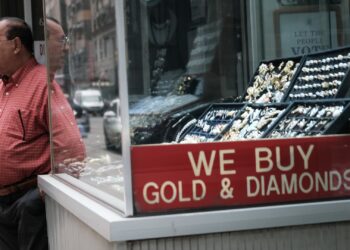 ¿Es hora de vender oro? Qué saber sobre el comercio de joyas por efectivo