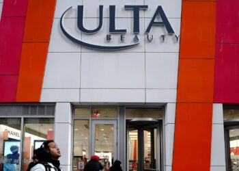 Las existencias que realizan los movimientos más grandes Premarket: Ulta, ABNB, GAP, AEO