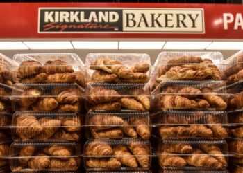 Los analistas permanecen optimistas en Costco después de resultados trimestrales sólidos