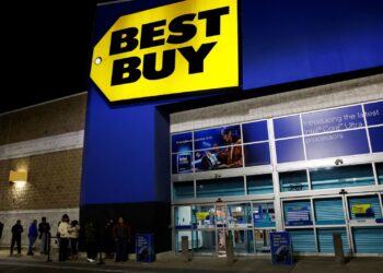 Las existencias que realizan los movimientos más grandes Premarket: Nvidia, Best Buy, Eli Lilly, Tesla, Amazon y más