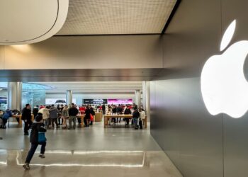 AAPL, CART, NVDA, XYZ y más