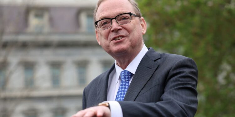 El asesor de Trump, Hassett, confía en los aranceles se quedará a pesar de la decisión de los jueces