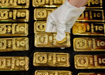 Bienes raíces y oro vs. acciones: la mejor inversión a largo plazo