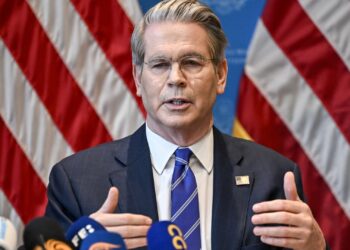 Bessent considera que el acuerdo arancelario es un progreso en el desacoplamiento ‘estratégico’ con China