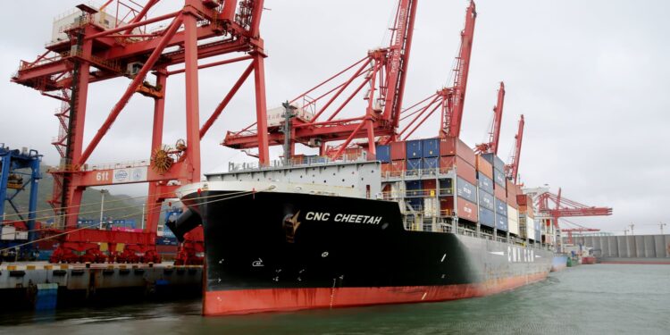 Después del Reino Unido, los acuerdos comerciales de China, la tasa tarifa aún más alta desde 1934: Yale