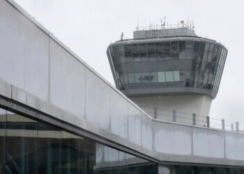 Mira: Duffy proporciona actualizaciones en el aeropuerto de Newark