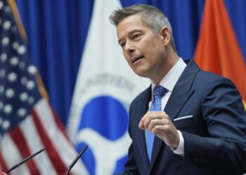 Duffy pide una inversión masiva en la nueva tecnología de controlador de tráfico aéreo