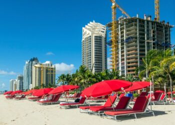 Las ventas de viviendas de vacaciones en los Estados Unidos caen al nivel más bajo desde 2018