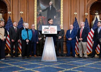 Cómo la ‘Ley de Bill Big Beuty’ puede afectar bienes inmuebles