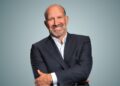 Newmark compra 11 millones de acciones de Howard Lutnick
