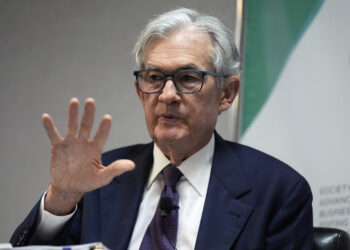 Trump pone a Powell de la Fed en un vínculo político con un impulso para reducir las tasas