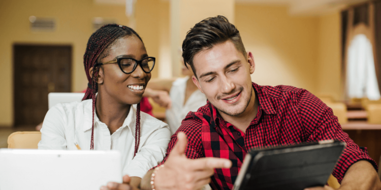 Cómo invertir libre de impuestos en un ETF de bitcoin en Canadá