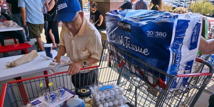 4 en 10 nos dicen en recesión: encuesta