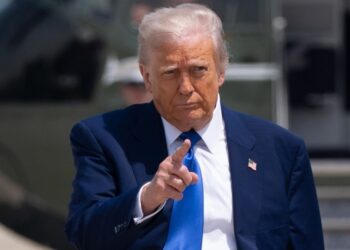 Trump señala que Estados Unidos informará a los países de las nuevas tarifas en las próximas semanas