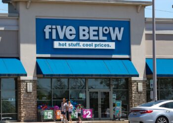 Acciones que realizan los movimientos más grandes después de las horas: cinco, MDB, VRNT