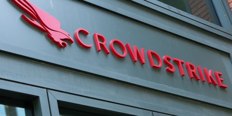 CRWD, TSLA, DLTR, Tho y más