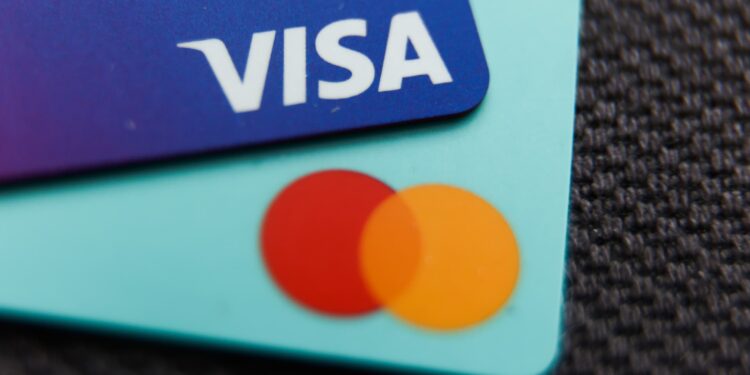 Compre la caída en estos gigantes de la tarjeta de crédito ya que la debilidad de Stablecoin es exagerada, dice Wells Fargo