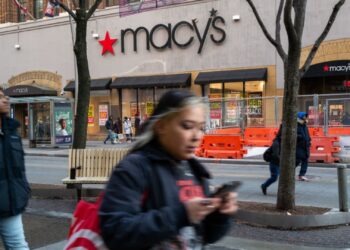 M, GME, DKS, Joby y más