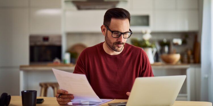 Las tarifas olvidadas 401 (k) le costaron a los trabajadores miles de ahorros de jubilación