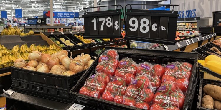 Los temores de inflación retrocedieron en mayo cuando Trump facilitó algunas amenazas arancelarias, muestra la encuesta de la Fed de Nueva York