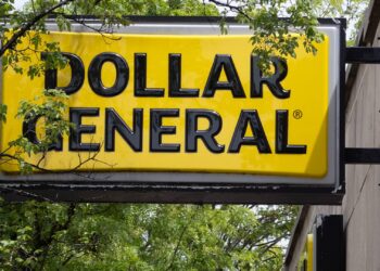 Acciones que realizan los movimientos más grandes Premarket: DG, CEG, PIN, HIMS