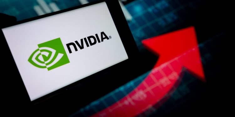 Los analistas de Wall Street creen en el potencial de estas acciones a pesar de los problemas macro