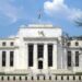 Los lentos recortes de tarifas de la Fed en 2025 mantienen las ventas de viviendas en el hielo