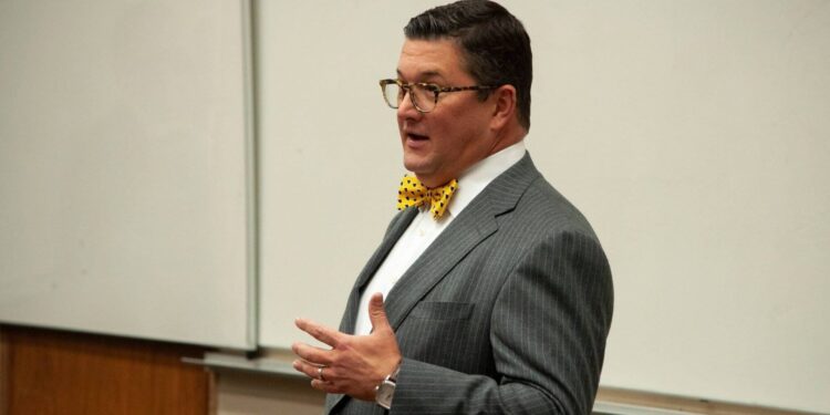 El tribunal otorga 15 acuerdos de la comisión aprobación final en audiencias de minutos de duración