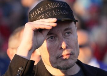 Musk predice que los aranceles de Trump causarán recesión en medio de una creciente disputa con el presidente