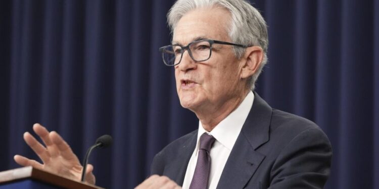 Powell enfatiza la paciencia en medio de la presión de Trump en el testimonio de la casa