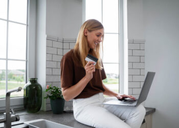 ¿Es WealthSimple un banco? No exactamente, pero está lanzando nuevos servicios “bancarios”
