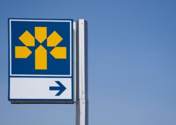 Noticias de acciones para inversores: Laurentian Bank y BRP