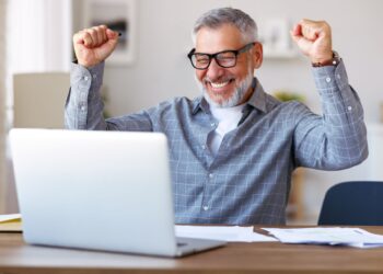 2 propuestas en el Congreso reducirían los impuestos para los estadounidenses mayores