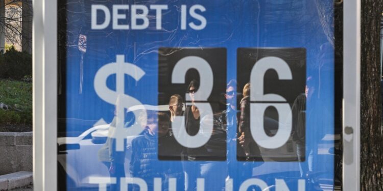 Los aranceles podrían reducir el déficit en $ 2.8 billones en la próxima década: NPR