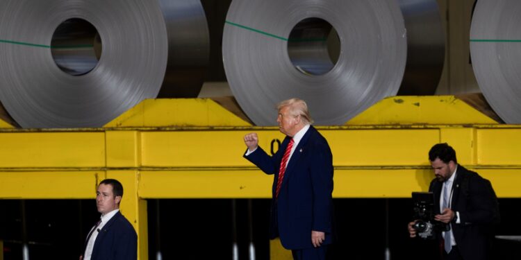 Las tarifas de acero y aluminio se duplican hoy, probablemente empujando los precios más altos: NPR