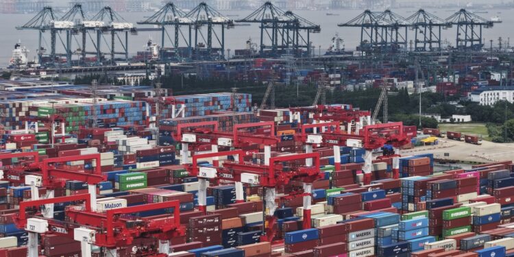 Trump dice que está terminando las conversaciones comerciales con Canadá: NPR