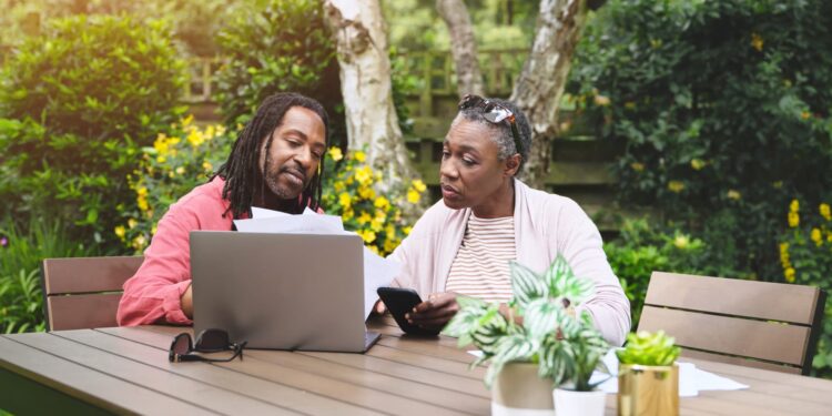 Los asesores financieros dicen que no persigan los máximos del mercado. Que hacer en su lugar