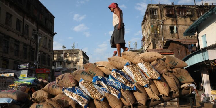 La inflación del consumidor de la India extiende la diapositiva a más de 6 años