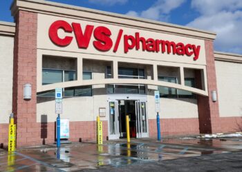 CVS, CMCSA, Meta, NCLH y más