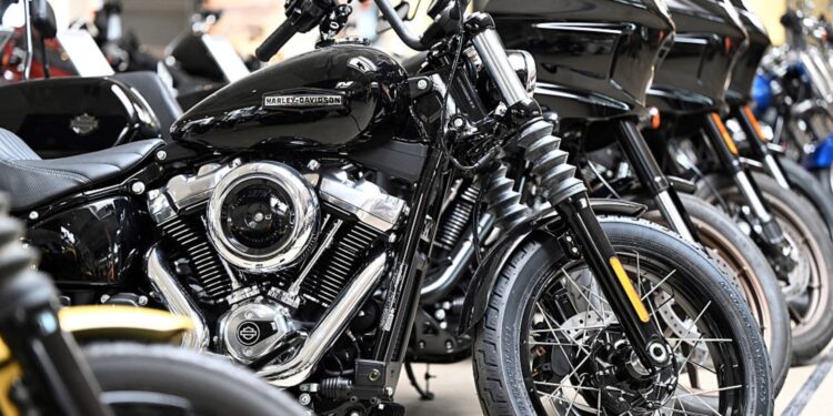 Acciones que hacen los movimientos más grandes del mediodía: cerdo, ala, srpt