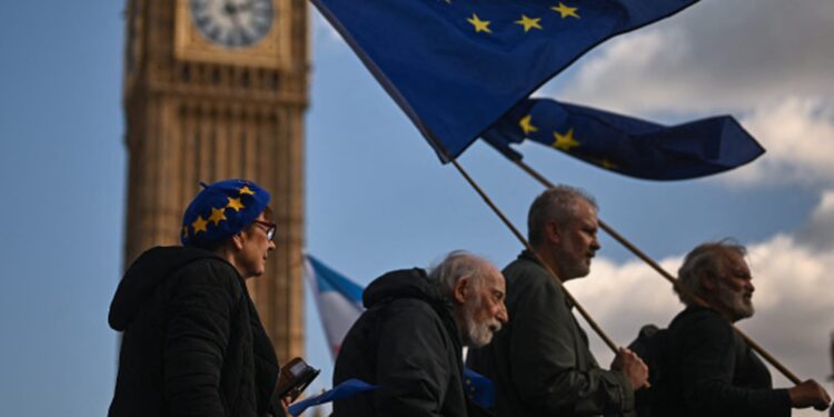 Brexit hizo que las empresas abandonen el Reino Unido. Los aranceles de Trump podrían traerlos de vuelta