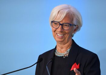 El banco central europeo mantiene las tasas a medida que los aranceles mantienen a los responsables políticos al límite