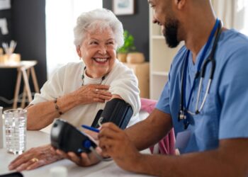 Cambios en la aprobación previa que llegan a Medicare tradicional, Medicare Advantage