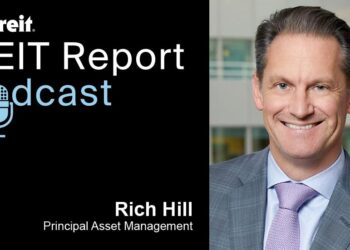 Rich Hill del director dice que los REIT que cotizan enumerados optimizan las carteras de bienes raíces privadas