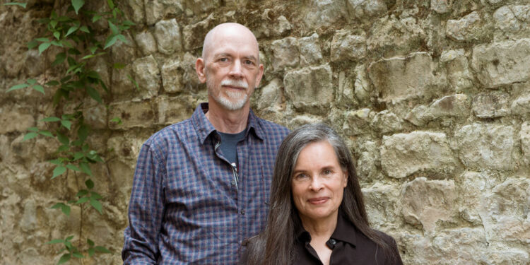 Dos estadounidenses hicieron realidad sus sueños en Normandía, Francia