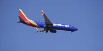 2 asistentes de vuelo heridos en el vuelo de Southwest Airlines