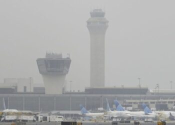 Los científicos muestran cómo las decisiones de vuelo más inteligentes podrían ayudar a combatir el cambio climático.